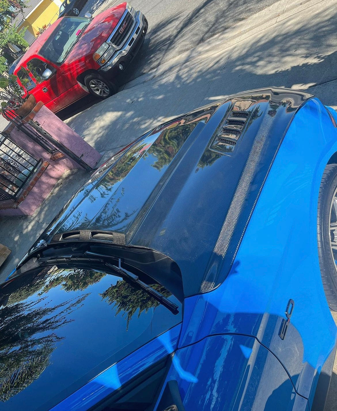 Anderson Composites 2018-2023 FORD MUSTANG RAM AIR DOUBLE SIDED CARBON FIBER HOOD