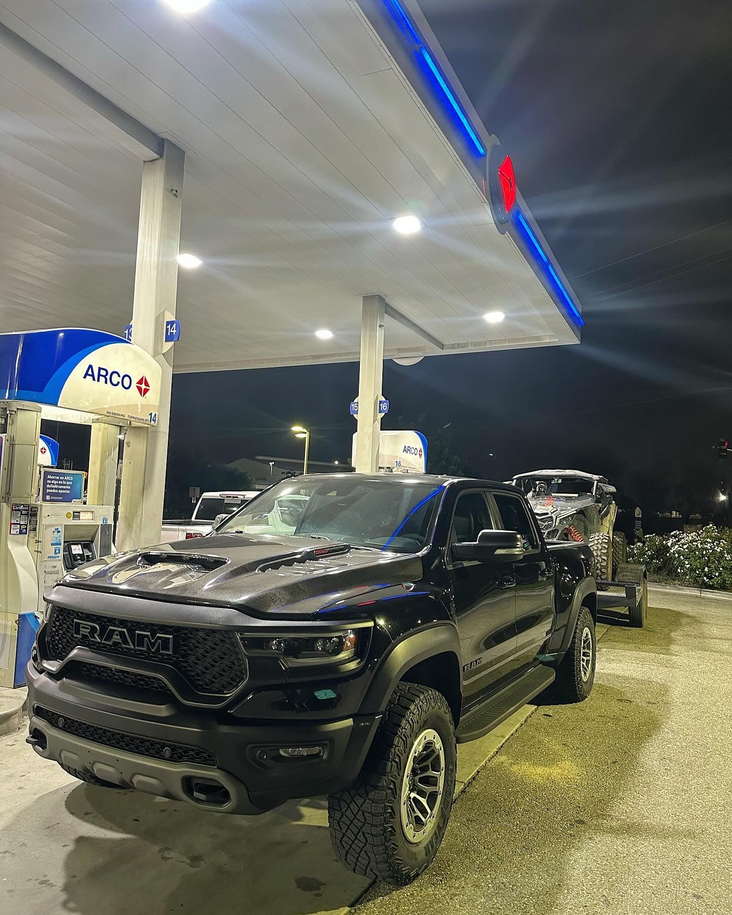 Anderson Composites 2021-2023 RAM TRX TYPE-OE CARBON FIBER HOOD