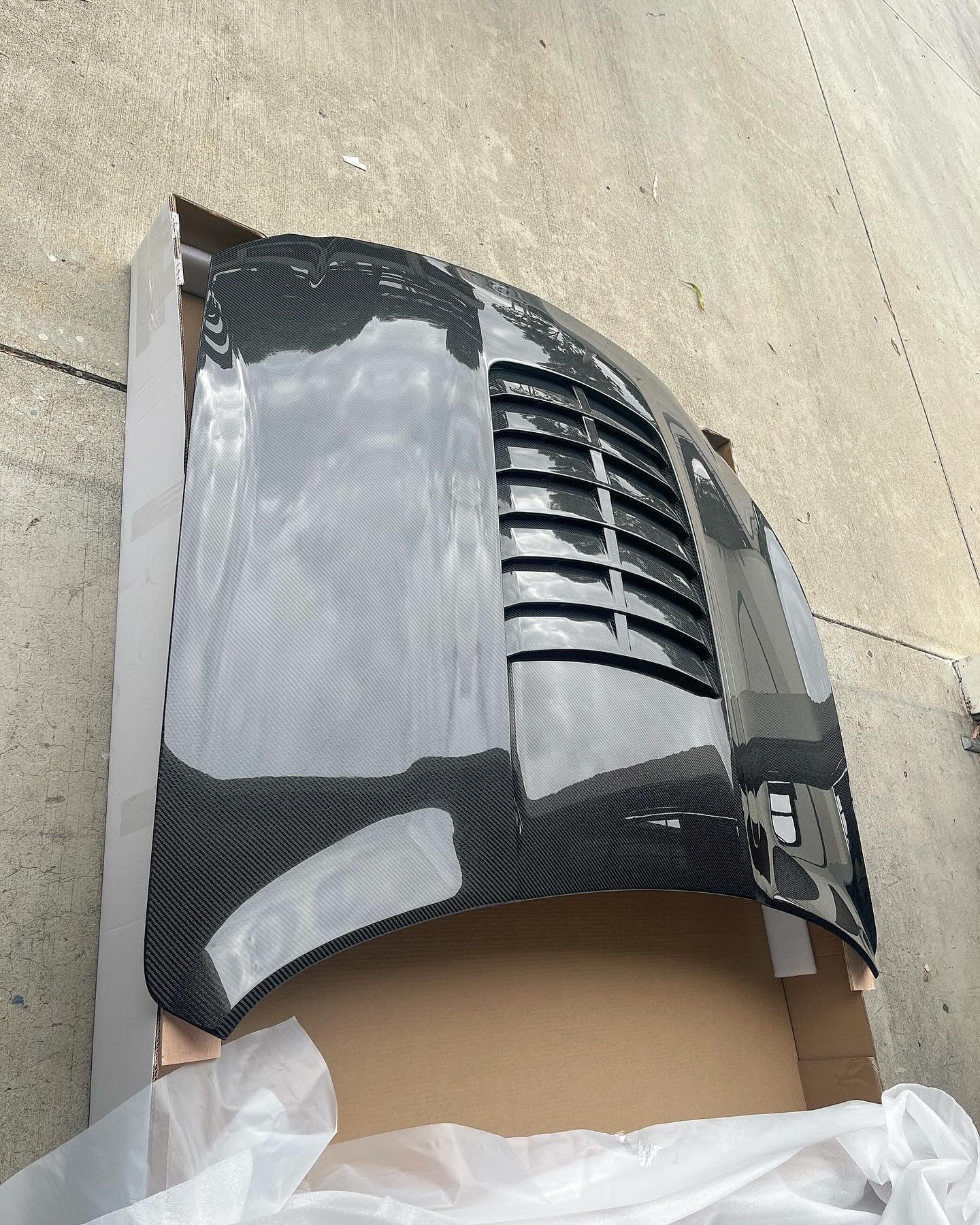 Anderson Composites 2015 - 2020 MUSTANG SHELBY GT350 TYPE-GT5 DOUBLE SIDED CARBON FIBER HOOD