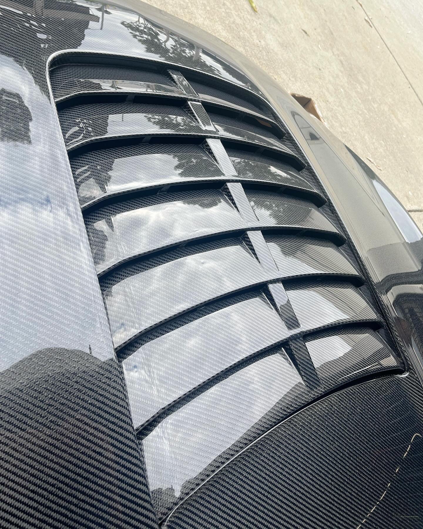 Anderson Composites 2015 - 2020 MUSTANG SHELBY GT350 TYPE-GT5 DOUBLE SIDED CARBON FIBER HOOD