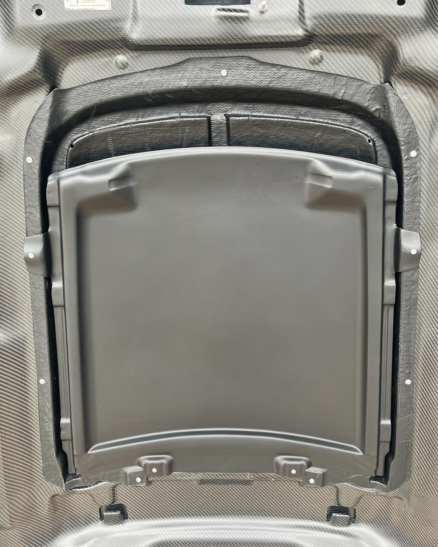 Anderson Composites 2015 - 2020 MUSTANG SHELBY GT350 TYPE-GT5 DOUBLE SIDED CARBON FIBER HOOD