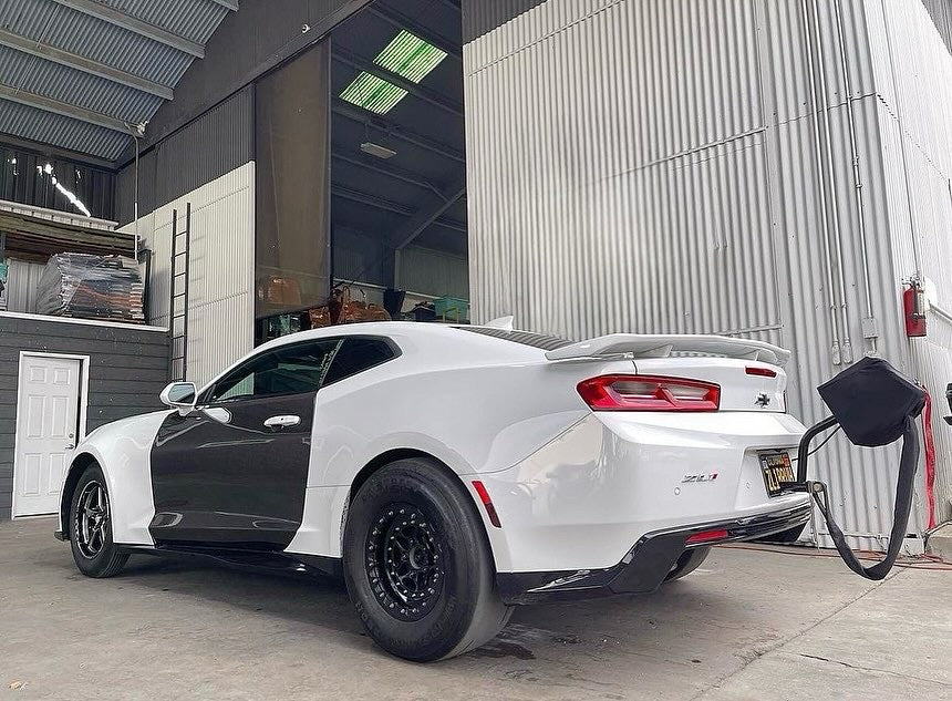Anderson Composites 2016 - 2024 CAMARO CARBON FIBER DOORS (PAIR)