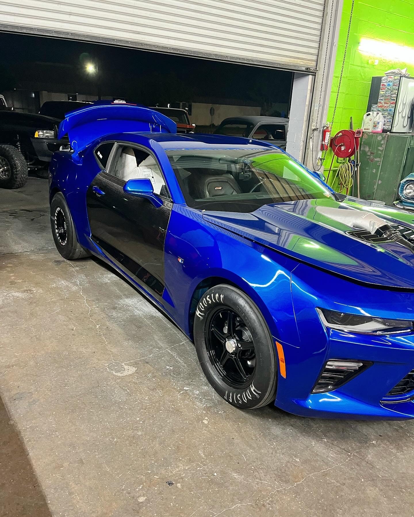 Anderson Composites 2016 - 2024 CAMARO CARBON FIBER DOORS (PAIR)