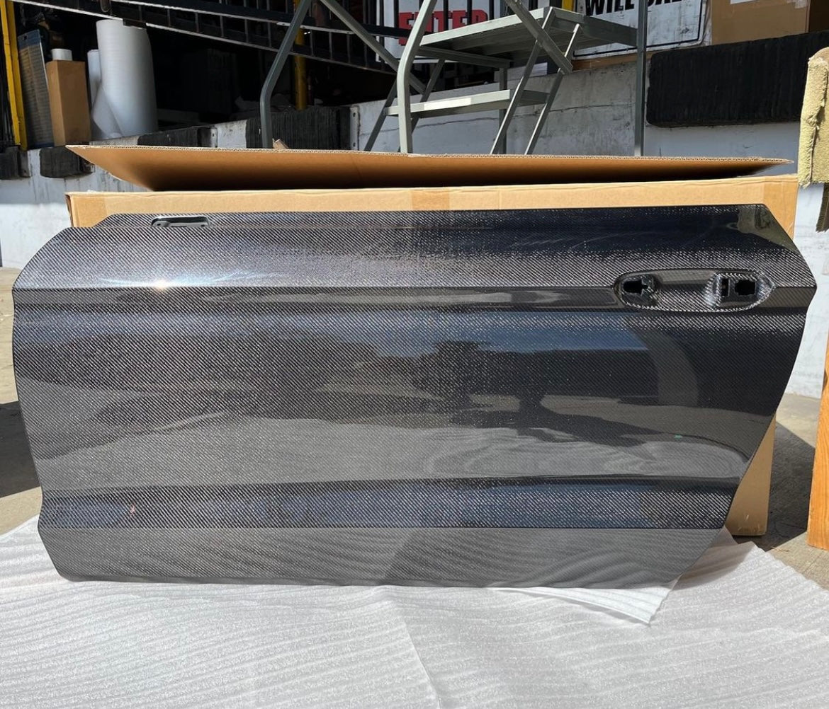 2015 - 2023 CARBON FIBER MUSTANG DOORS (PAIR)