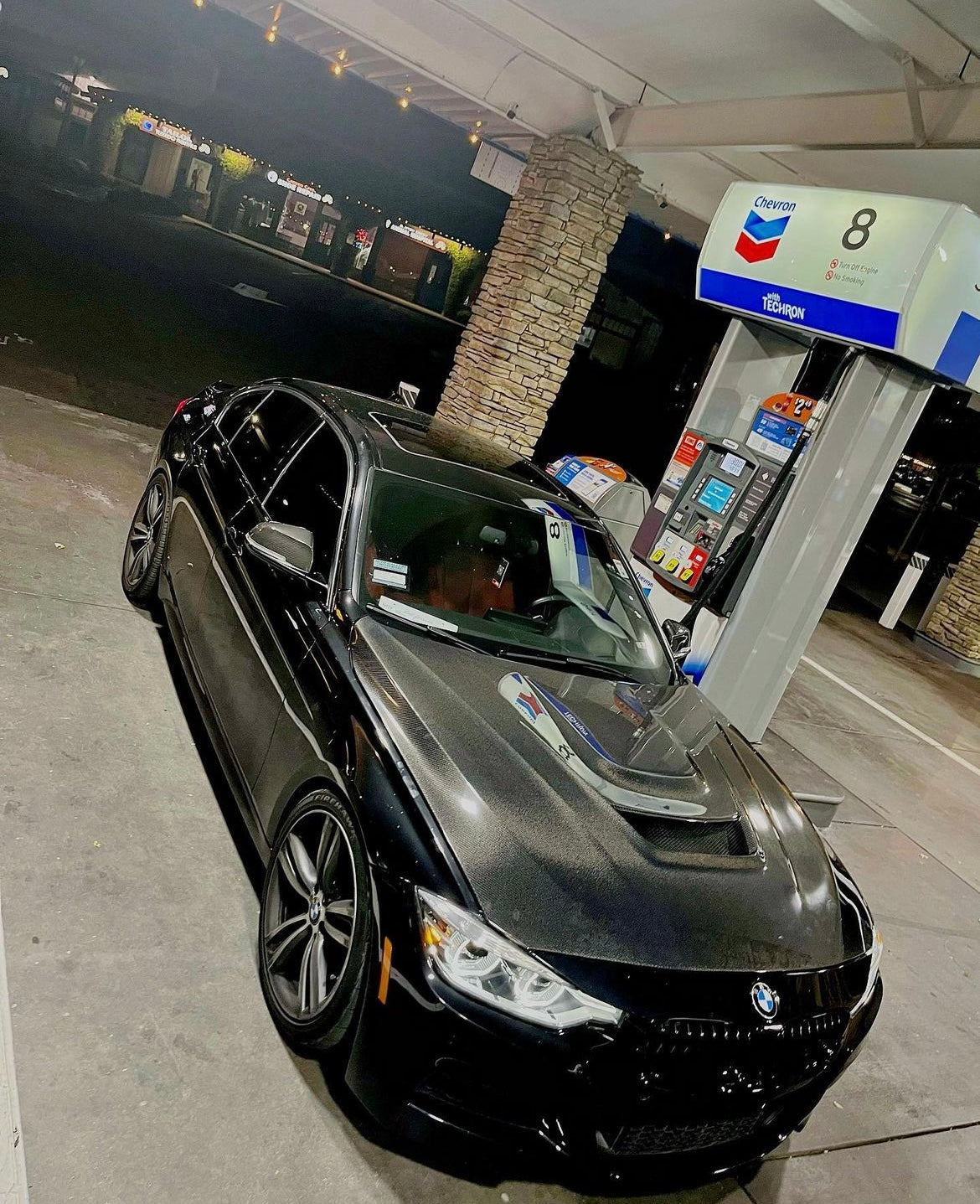 SEIBON CARBON 2012-2020 BMW F30 3 SERIES / F32 4 SERIES VS-STYLE CARBON FIBER HOOD