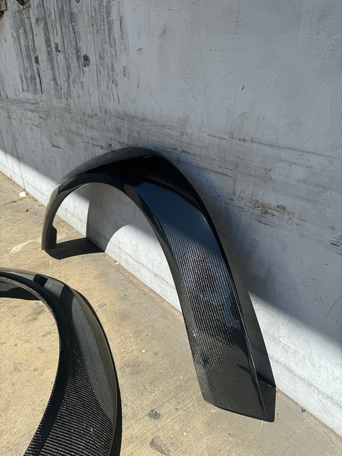 Anderson Composites 2018 - 2023 DODGE CHALLENGER HELLCAT WIDEBODY/DEMON/REDEYE CARBON FIBER FRONT FENDER FLARES (PAIR)