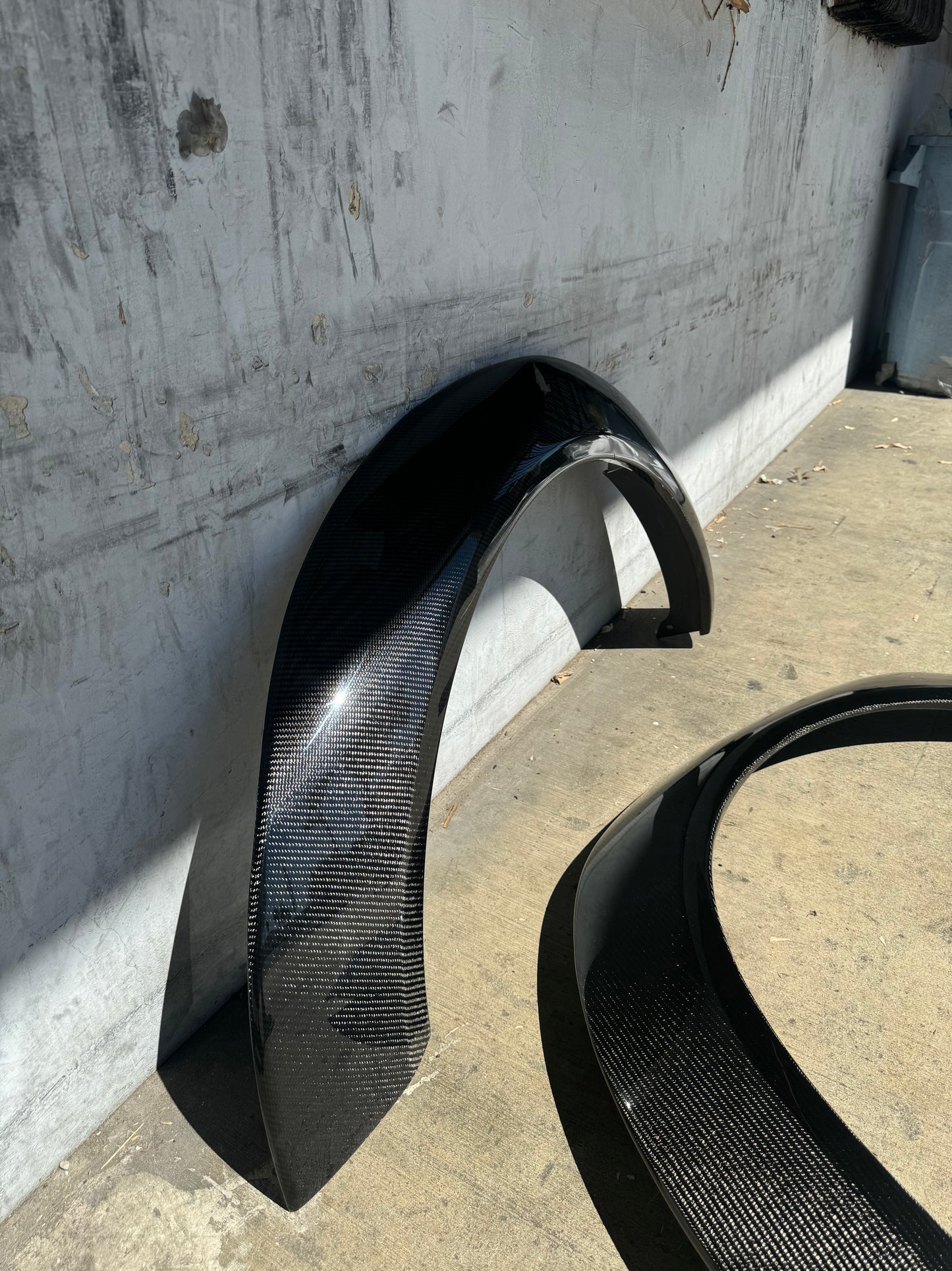 Anderson Composites 2018 - 2023 DODGE CHALLENGER HELLCAT WIDEBODY/DEMON/REDEYE CARBON FIBER FRONT FENDER FLARES (PAIR)