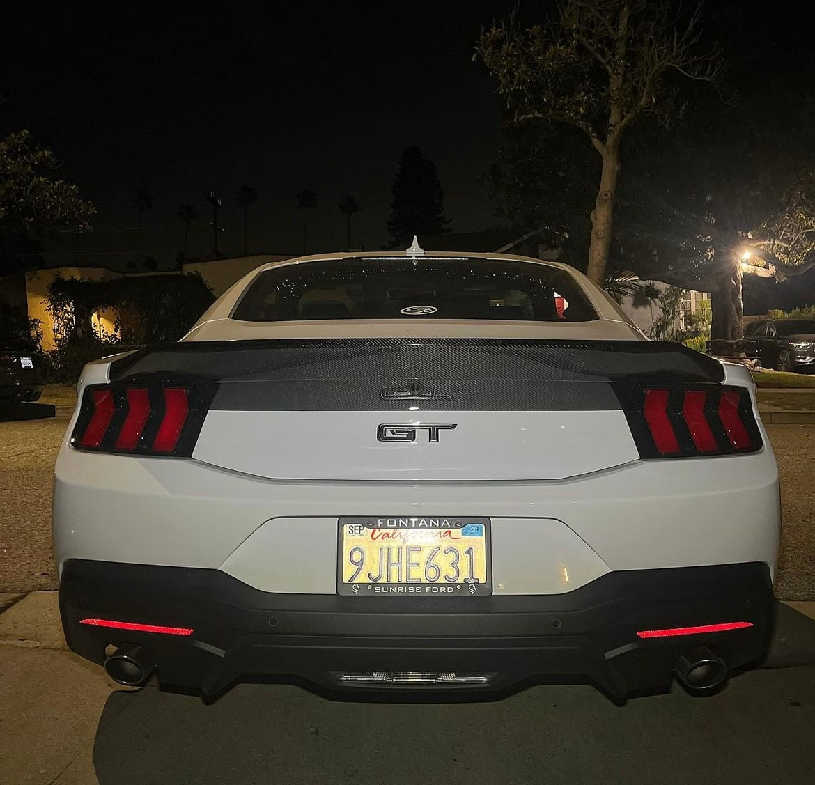 Anderson Composites 2024 FORD MUSTANG CARBON FIBER INTEGRATED DECKLID SPOILER MODULE
