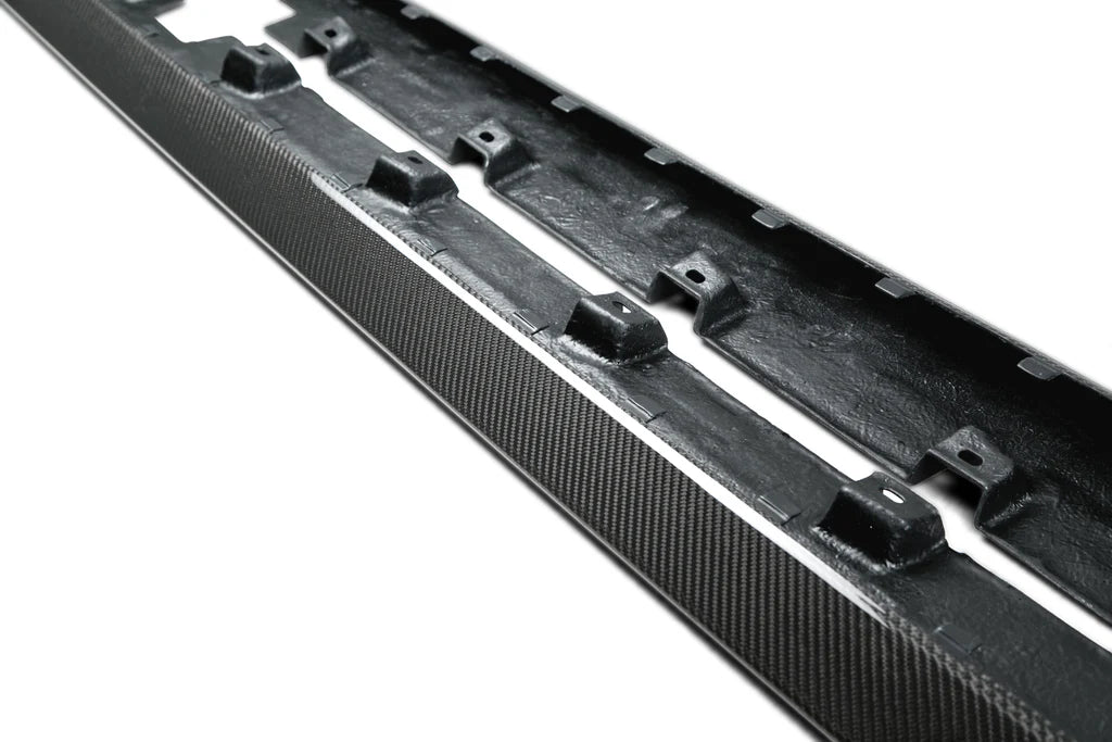 Anderson Composites 2015-2023 MUSTANG CARBON FIBER TYPE-OE SIDE ROCKER PANELS (PAIR)