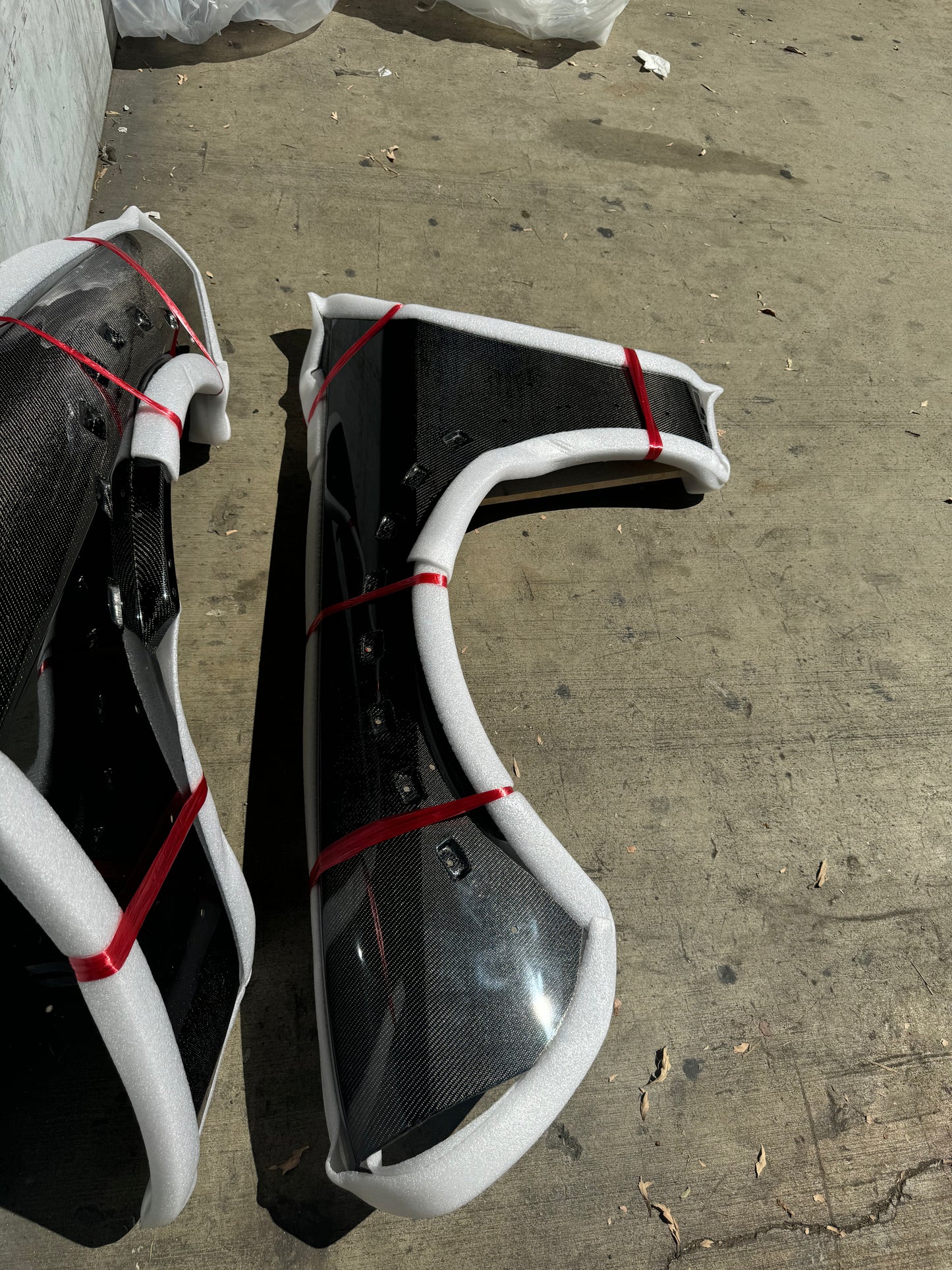 Anderson Composites 2018-2023 DODGE CHALLENGER HELLCAT WIDEBODY/DEMON/REDEYE CARBON FIBER FRONT FENDERS (PAIR)