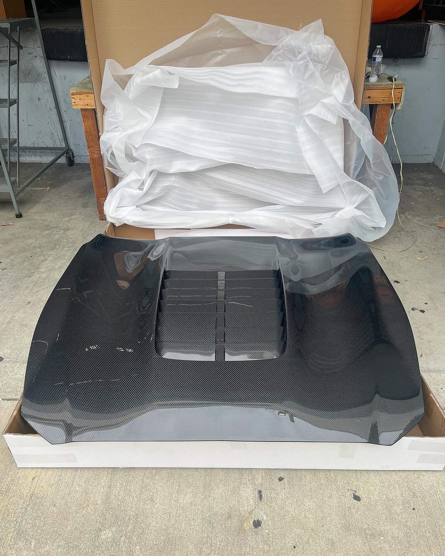 Anderson Composites 2015 - 2020 MUSTANG SHELBY GT350 TYPE-GT5 DOUBLE SIDED CARBON FIBER HOOD
