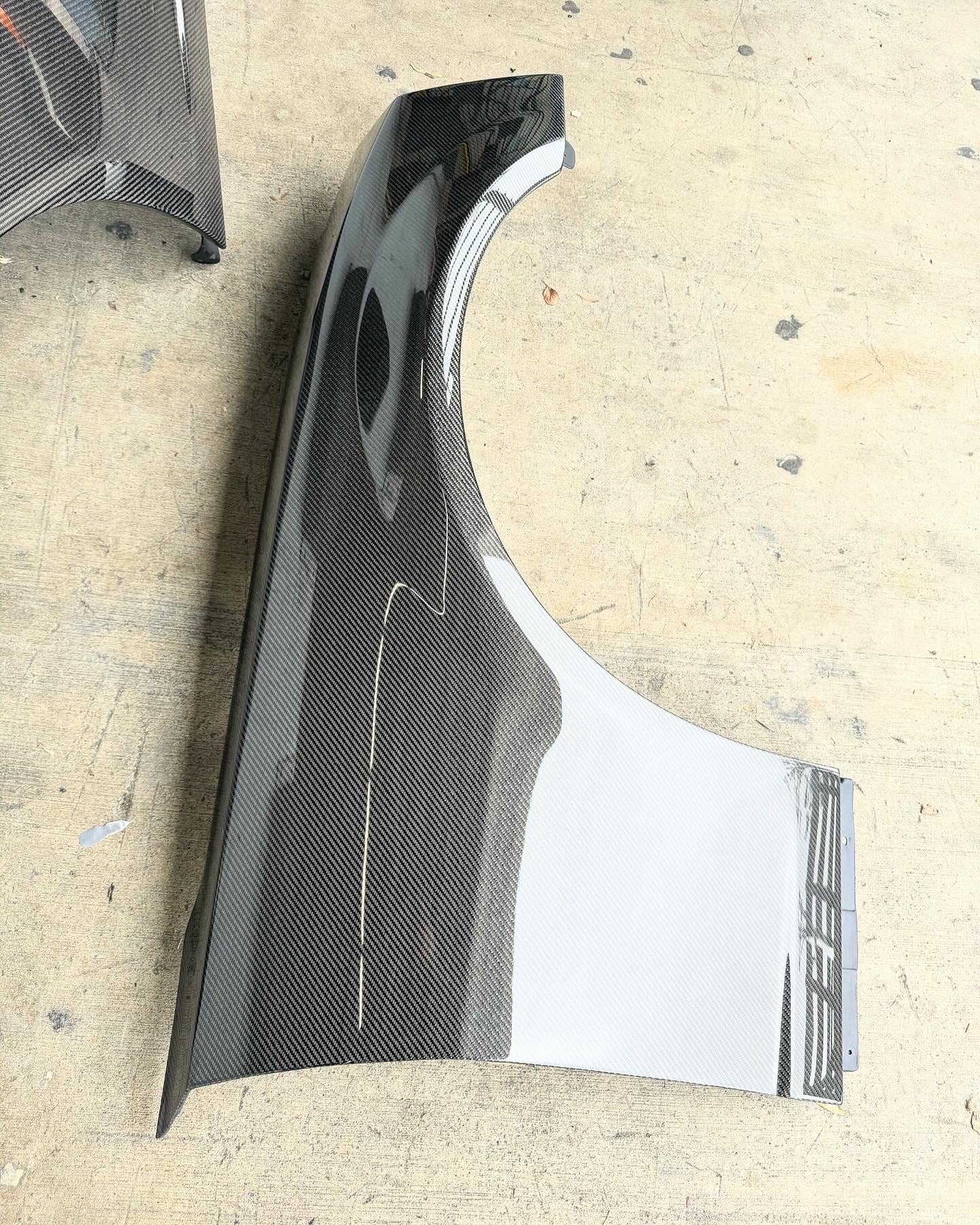 Anderson Composites 2010-2015 CAMARO OEM-STYLE CARBON FIBER FENDERS (PAIR)