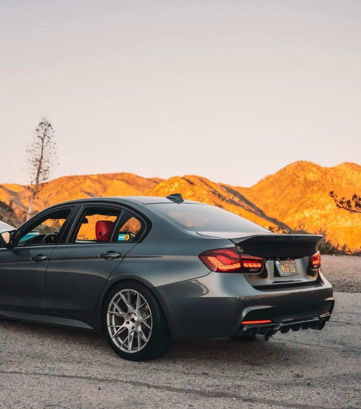 Seibon Carbon 2012-2018 BMW F30 3 SERIES / F80 M3 SEDAN (SHAVED) CSL-STYLE CARBON FIBER TRUNK LID