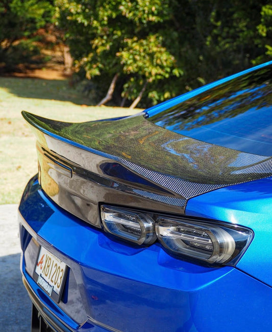 Anderson Composites 2016 - 2024 CAMARO CARBON FIBER DOUBLE SIDED DECKLID WITH INTEGRATED SPOILER
