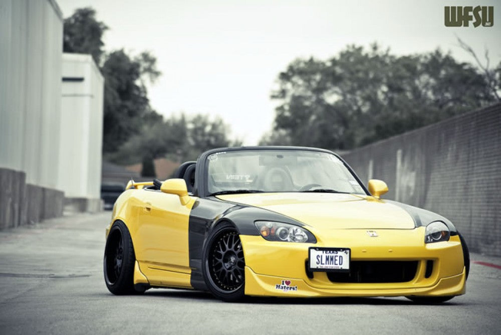 Seibon Carbon 2000-2009 HONDA S2000 CARBON FIBER FENDERS (10MM WIDER) (PAIR)