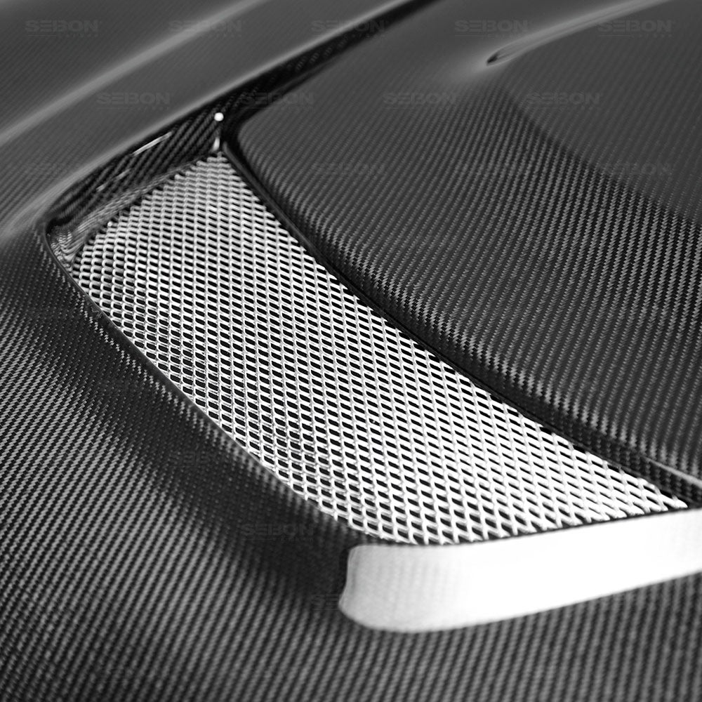 SEIBON CARBON 2012-2020 BMW F30 3 SERIES / F32 4 SERIES VS-STYLE CARBON FIBER HOOD