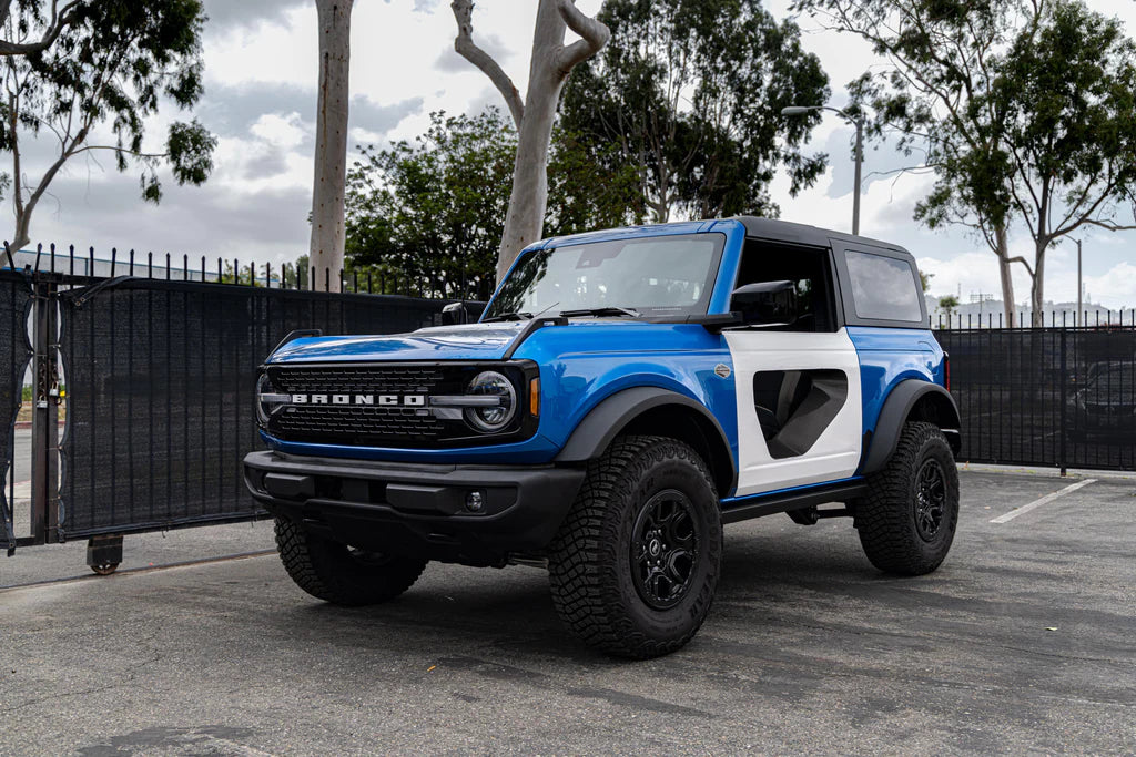 Anderson Composites 2021-2022 FORD BRONCO FIBERGLASS HALO DOORS WITH CARBON FIBER INSERTS (2-DOOR)