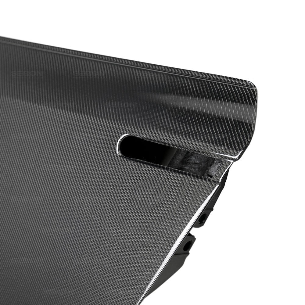 Seibon Carbon 2009-2022 NISSAN GT-R OEM-STYLE CARBON FIBER DOORS (Pair)