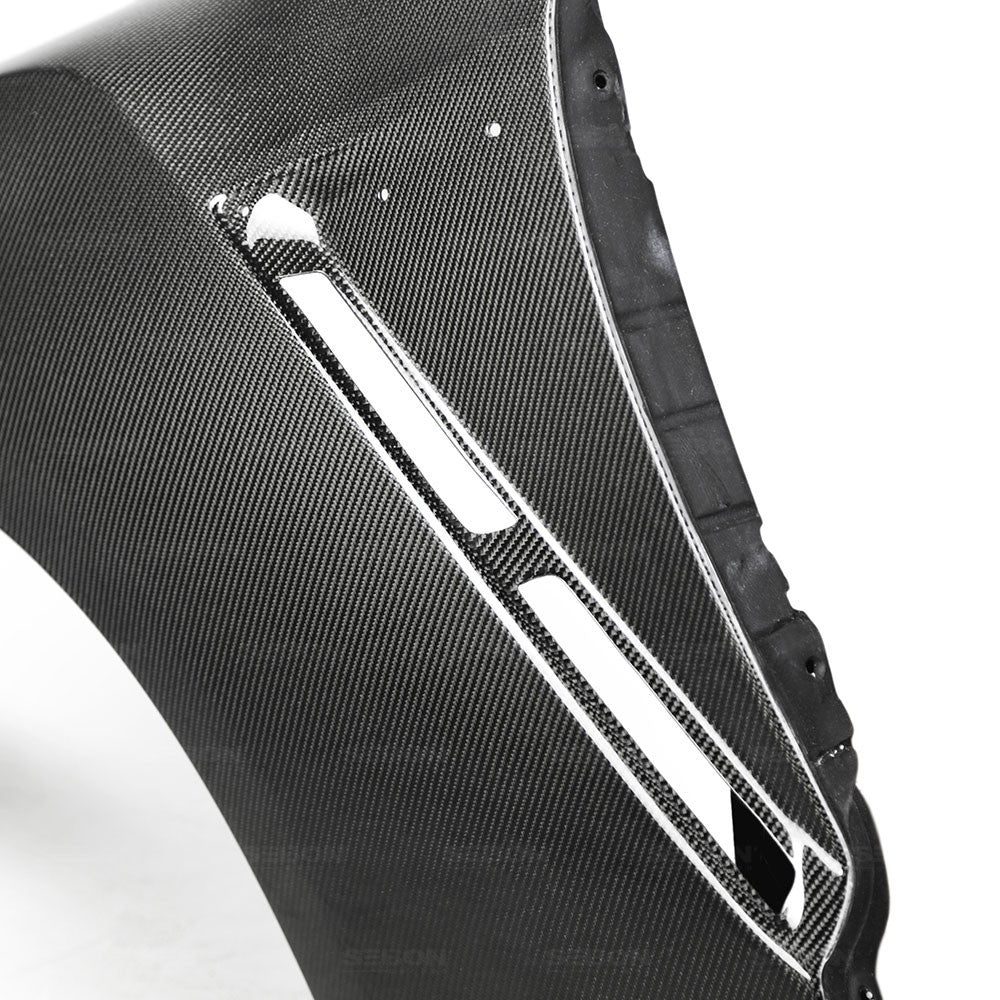 Seibon Carbon 2009-2024 NISSAN GT-R OEM-STYLE CARBON FIBER FRONT FENDERS (Pair)