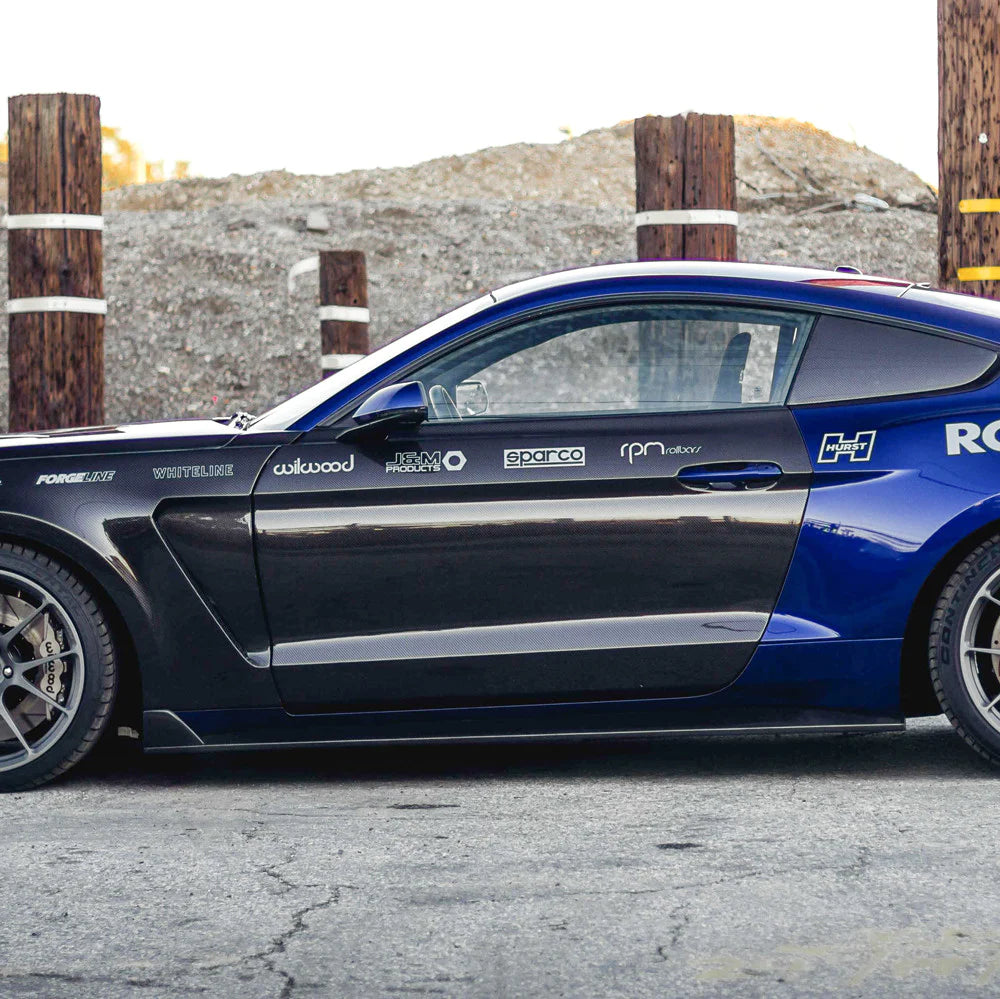 Anderson Composites 2015 - 2023 MUSTANG GT350 STYLE CARBON FIBER SIDE ROCKER PANEL SPLITTERS (PAIR)