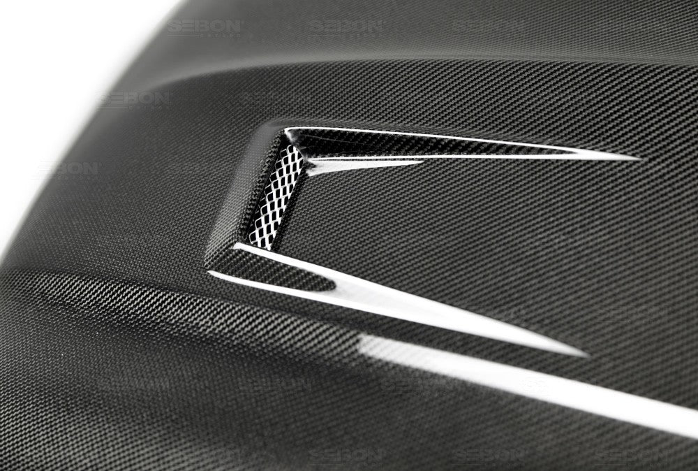 SEIBON CARBON 2012-2015 MERCEDES-BENZ AMG C 63 GT-STYLE CARBON FIBER HOOD