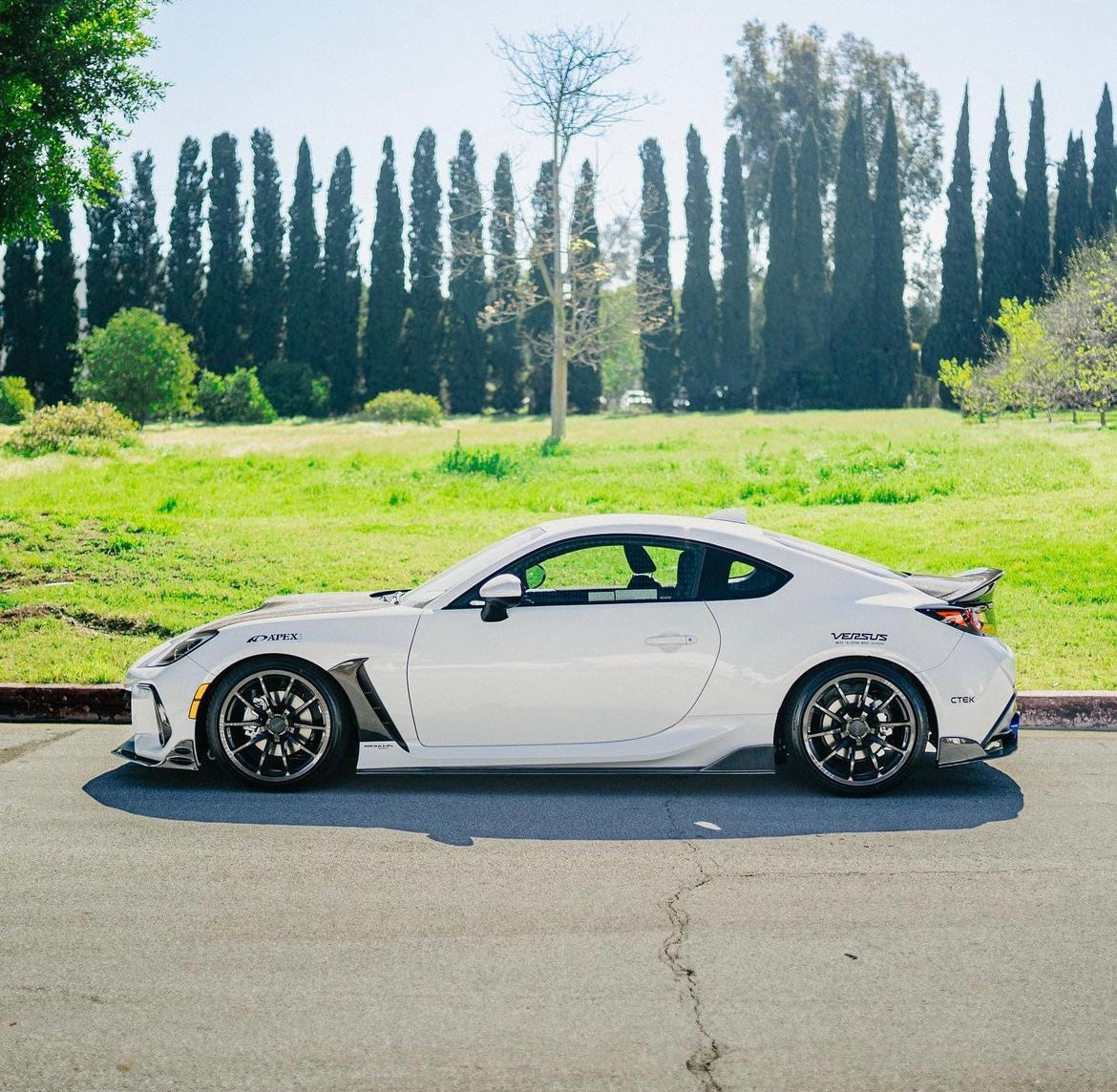 Seibon Carbon 2022-2023 TOYOTA GR86 / SUBARU BRZ C-STYLE CARBON FIBER TRUNK LID